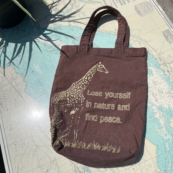 Graphic Giraffe Nature Tote Bag - Picture 1 of 7